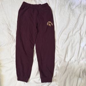 Hollister Ultra High Rise New York Burgundy Sweats - Medium